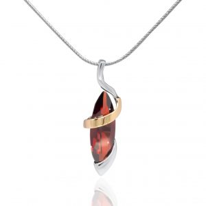Halskette, Kette mit Anhänger aus 925 Silber mit 9 Karat Goldeinsätzen und rotem Zirkonia
