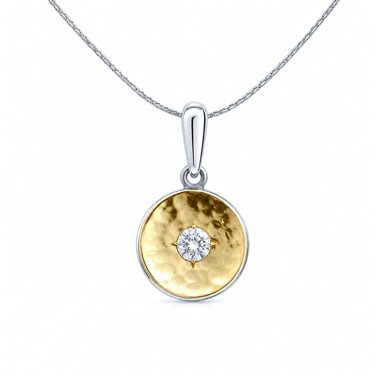 Goldene Hammerschlag-Halskette mit Zirkonia<br /><h4><span class="OYPEnA font-feature-liga-off font-feature-clig-off font-feature-calt-off text-decoration-none text-strikethrough-none">(925er Sterlingsilber, 9kt Gold & Cubic Zirkonia)</span></h4>