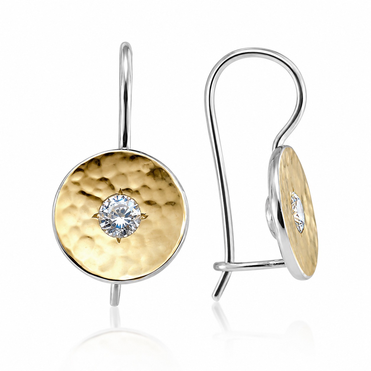 Goldene Hammerschlag-Ohrringe mit Zirkonia<br /><h4><span class="OYPEnA font-feature-liga-off font-feature-clig-off font-feature-calt-off text-decoration-none text-strikethrough-none">(925er Sterlingsilber, 9kt Gold & Cubic Zirkonia)</span></h4>