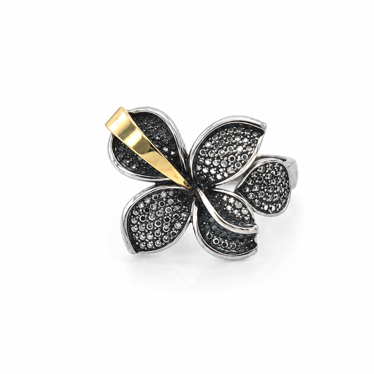 Ring „Silver Blossom“ – Silberring mit floralem Design & Gold Akzent<br /><h5><span class="OYPEnA font-feature-liga-off font-feature-clig-off font-feature-calt-off text-decoration-none text-strikethrough-none">(925er Sterlingsilber und 9kt Gold )</span></h5>