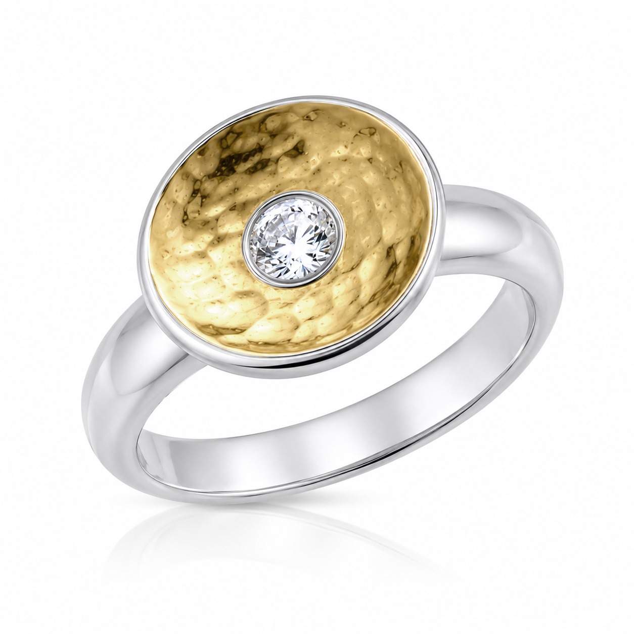 Goldener Hammerschlag-Ring mit Zirkonia<br /><h4><span class="OYPEnA font-feature-liga-off font-feature-clig-off font-feature-calt-off text-decoration-none text-strikethrough-none">(925er Sterlingsilber, 9kt Gold & Cubic Zirkonia)</span></h4>